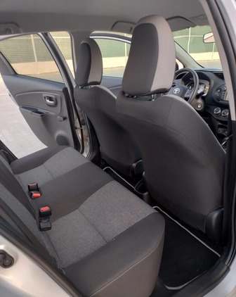 Toyota Yaris cena 56000 przebieg: 67000, rok produkcji 2019 z Niepołomice małe 326